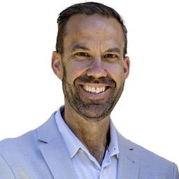 avatar Adrian Louttit